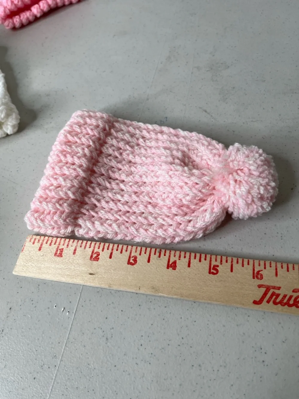 Newborn beanie soft pink